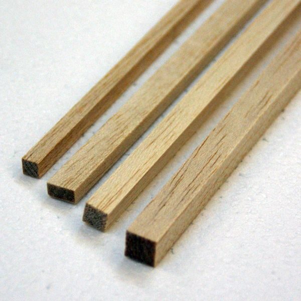 10 x 10 mm Balsaleiste